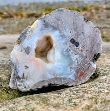 Load image into Gallery viewer, Stunning Unique Agate geode from Ontario