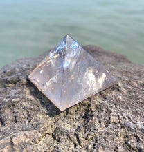 Load image into Gallery viewer, Powerful High Quality Quartz pyramids full of rainbows to help you manifest.