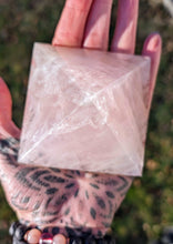 Load image into Gallery viewer, Powerful ROSE QUARTZ pyramids to bring in more compassion.
