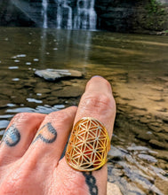 Load image into Gallery viewer, SACRED GEOMETRY rings to raise your vibration