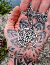 Load image into Gallery viewer, Sacred Geometry necklace "Metatron's cube"