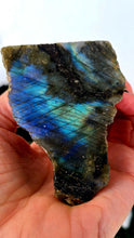 Load image into Gallery viewer, Flashy Glimmering ,AAA Quality chunks of Labradorite 💙💚🔮
