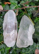 Load image into Gallery viewer, Large pieces of Clear quartz &quot;The Master healer &quot; to help you manifest faster.🔮✨
