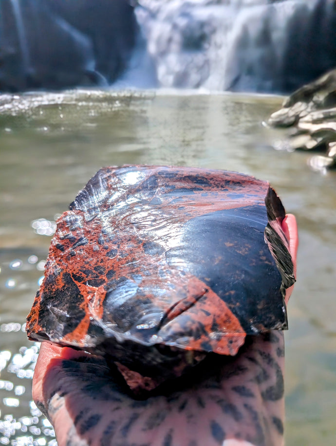 Rare Mahogany Obsidian to give you STRENGTH
