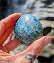 Load image into Gallery viewer, Powerful, Blue Apatite Palm stone for Clarity
