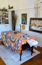 Load image into Gallery viewer, Divine Duo Session at the 3Portal in Niagara on the Lake
